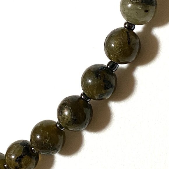 Natural Dark Labradorite Large Genuine Gemstone Classic Beaded Necklace - Picture 12 of 15